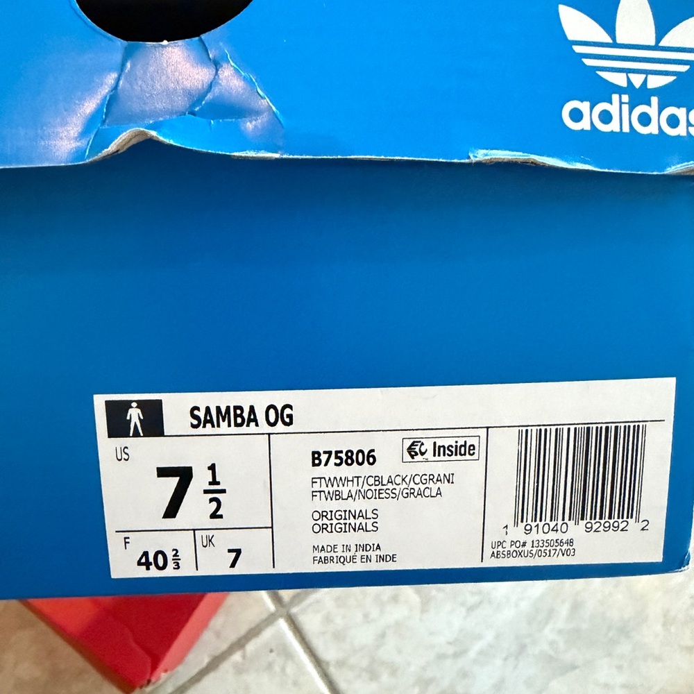 OG Adidas Samba White with Black Stripes - Picture 8 of 10